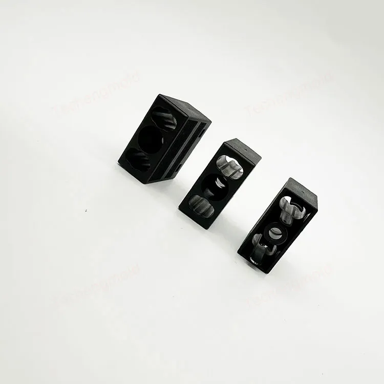 特诚科技精密工程塑料注塑件实拍
